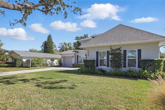 Building Photo - 1620 Palm Ave