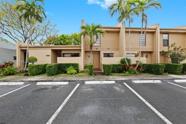 Foto del edificio - 1360 NW 97th Terrace