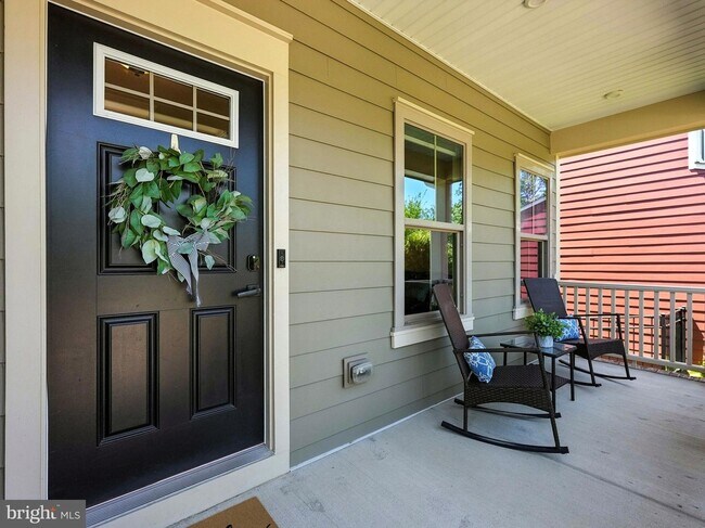 Foto del edificio - 2283 River Birch Rd