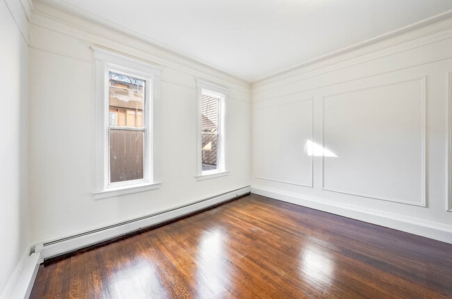 Building Photo - 409 Monastery Pl