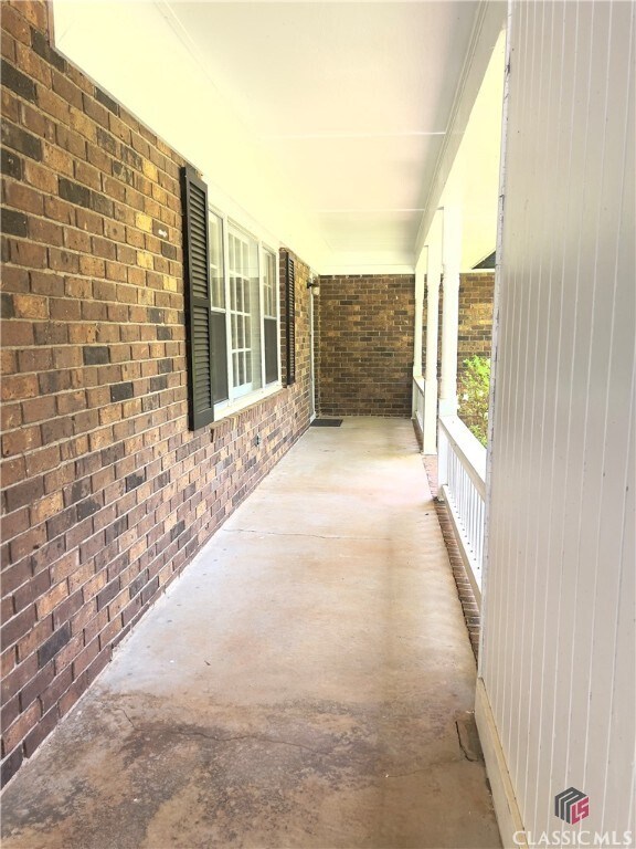 Building Photo - 1140 Barber Creek Dr