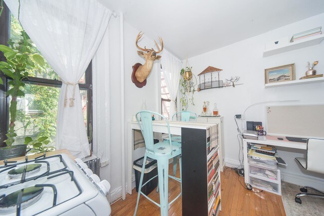 Building Photo - 255 Powers Street