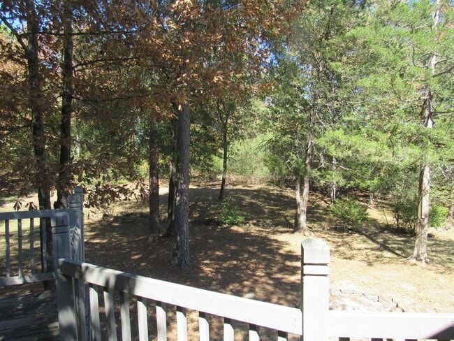 Building Photo - Contact Peggy Goodman 501 676 1758
