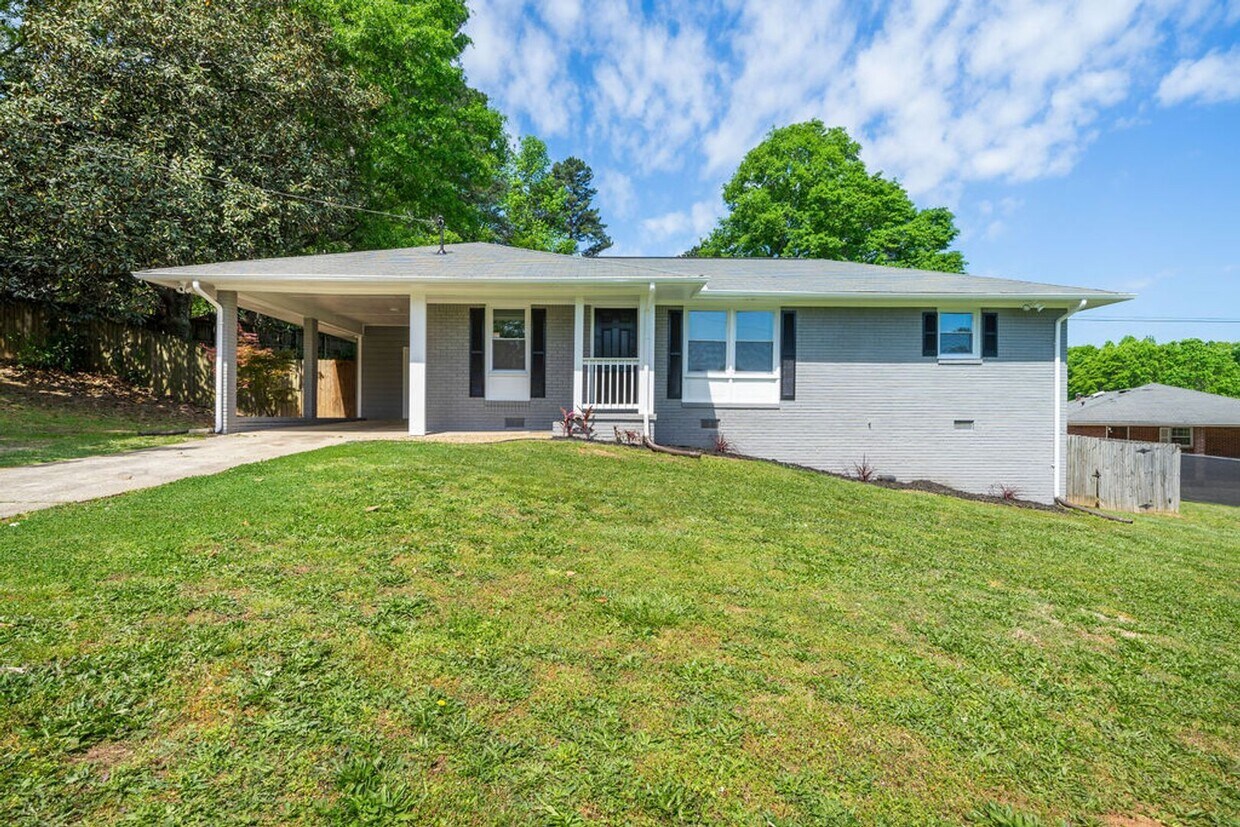 Primary Photo - 6030 Wedgewood Dr SW