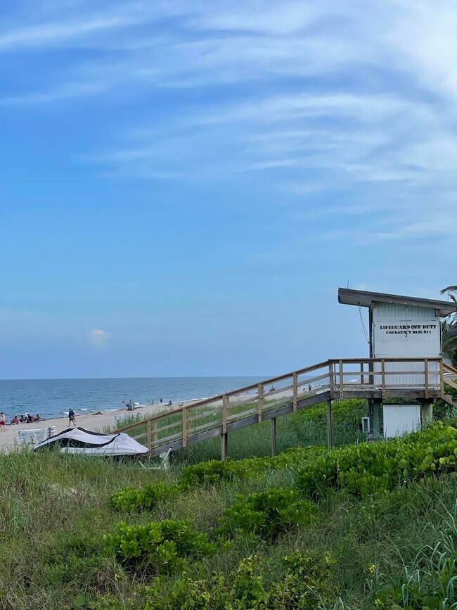 Foto del edificio - 306 E Ocean Ave