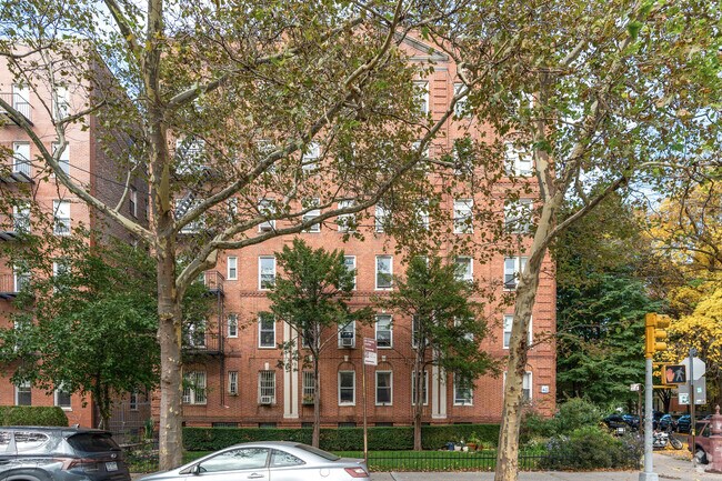 Foto del edificio - 82 E 7th St