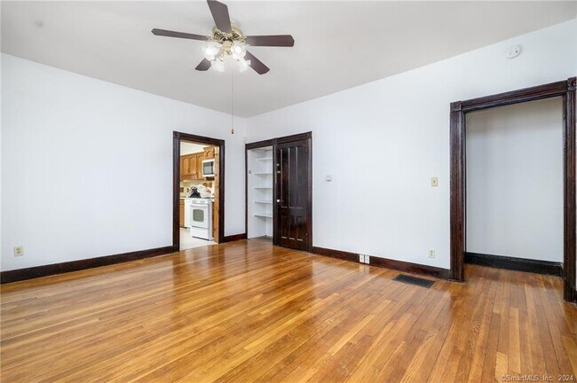 Foto del edificio - 212 Prospect Ave
