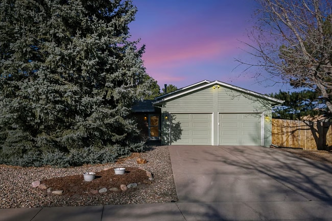 Building Photo - 3040 Zephyr Dr