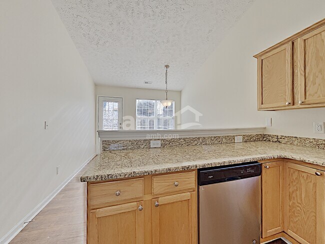 Foto del edificio - 5034 Timber Trail Dr