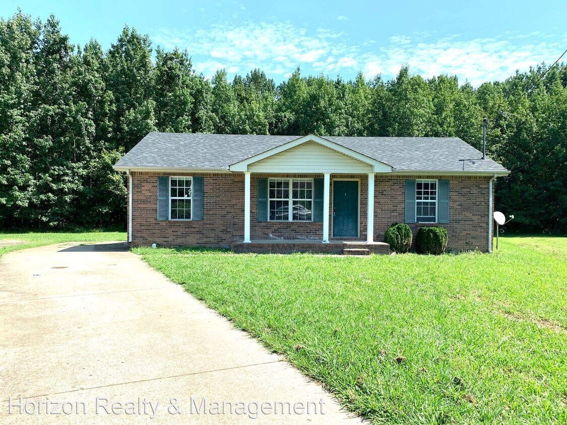 Primary Photo - 3 br, 2 bath House - 740 Carmack Court