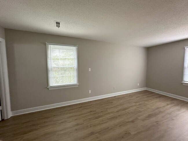 Foto del edificio - 1497 Foxhall Dr
