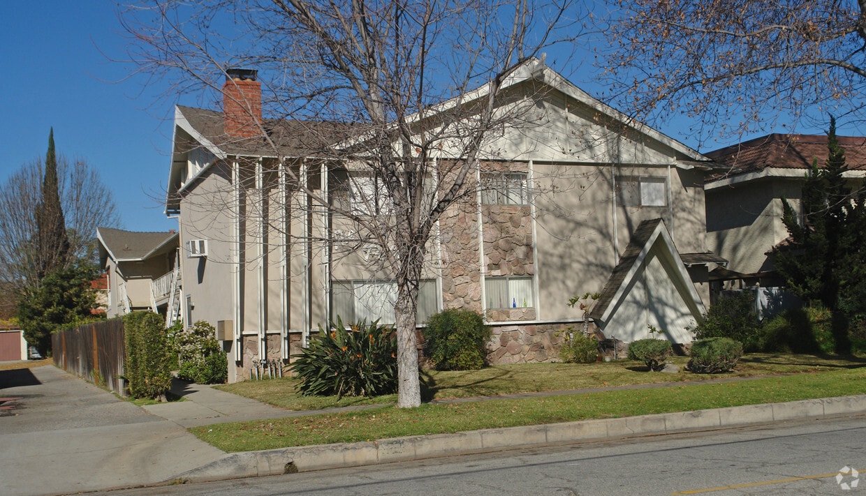 Building Photo - 235 W Puente St