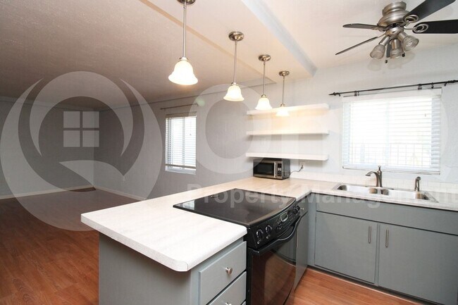 Foto del edificio - 6240 N 16th St