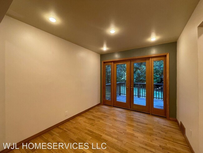 Foto del edificio - 4 br, 3 bath House - 16035 SE 43rd St