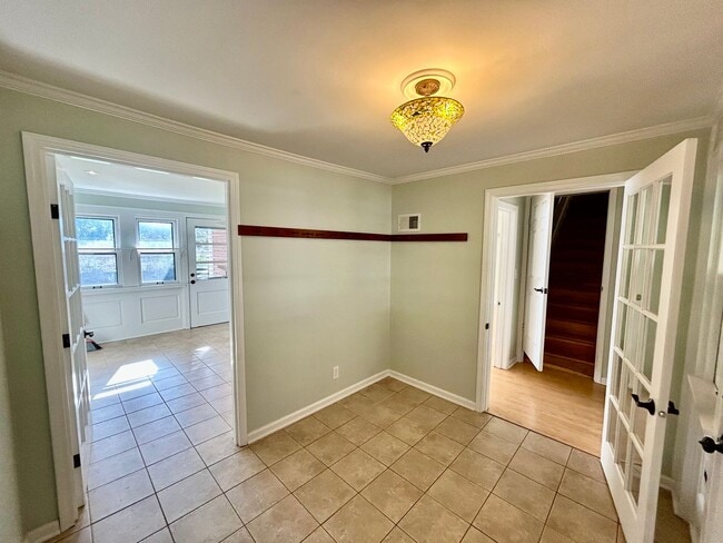 Building Photo - Amazing Home in Tahoma Terrace!