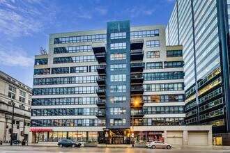 Building Photo - 130 S Canal St