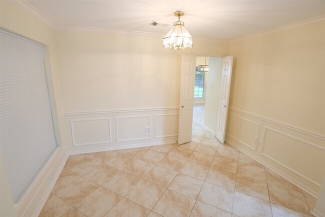Foto del edificio - 23822 Hopewell Dr