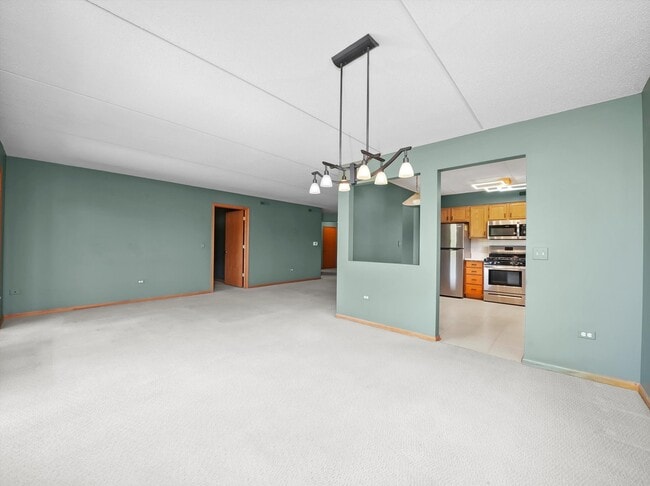 Building Photo - 5360 N Lowell Ave