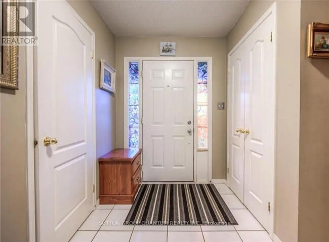 Building Photo - 99 Foxborough Dr
