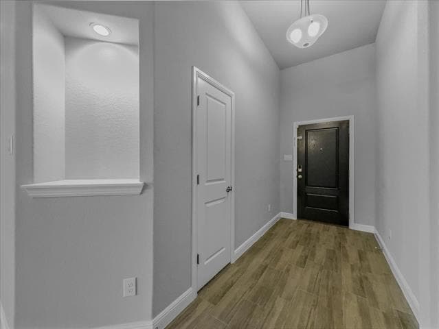Building Photo - 1605 Camp Ct