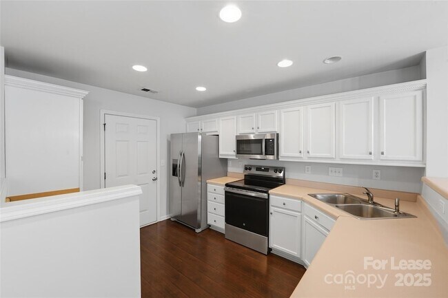 Building Photo - 11212 Blake Port Ct
