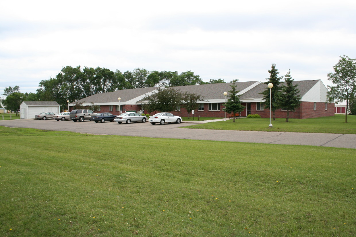 217 9 1/2 St S, Sauk Centre, MN 56378 Apartments in Sauk Centre, MN