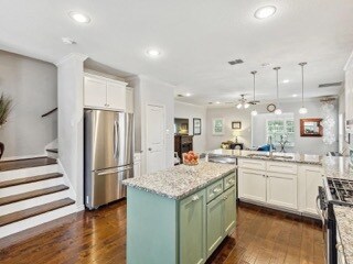 Foto del edificio - 3705 Byers Ave