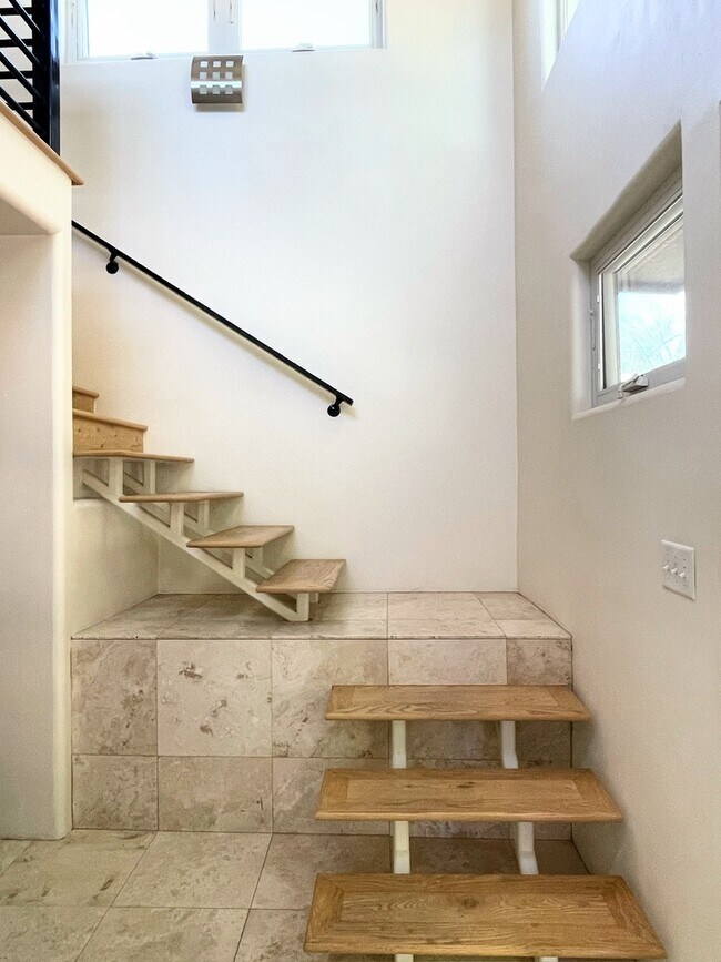 Building Photo - 5993 Corrales Rd