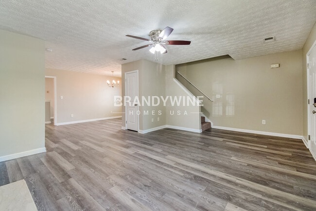 Foto del edificio - 6106 Ruth St SW