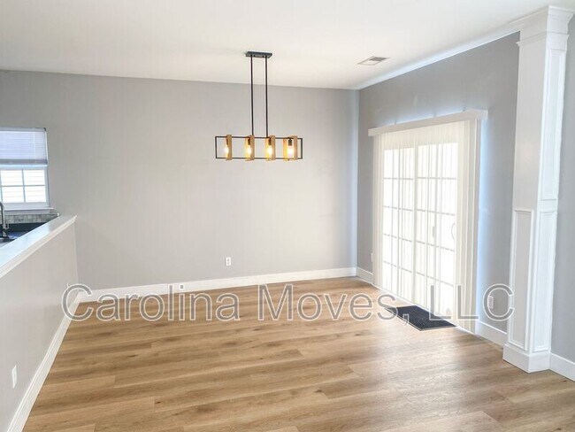 Foto del edificio - 11 Derry Ln