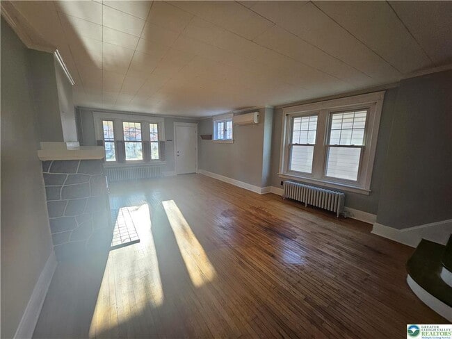 Building Photo - 1227 Delaware Ave