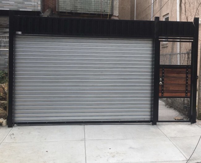 Foto del edificio - 1106 Leopard St