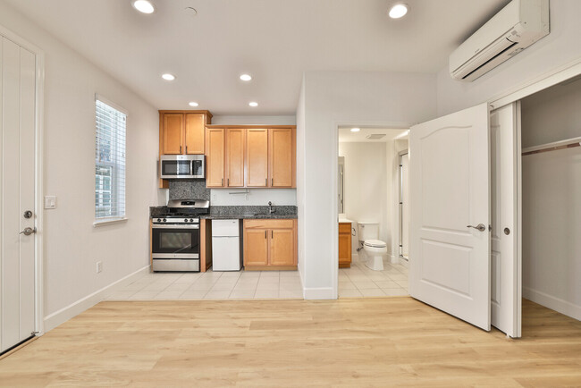Building Photo - 2726 Terni Ct Unit 7B