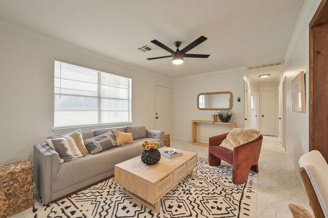 Foto del edificio - 505 N Norman Ave