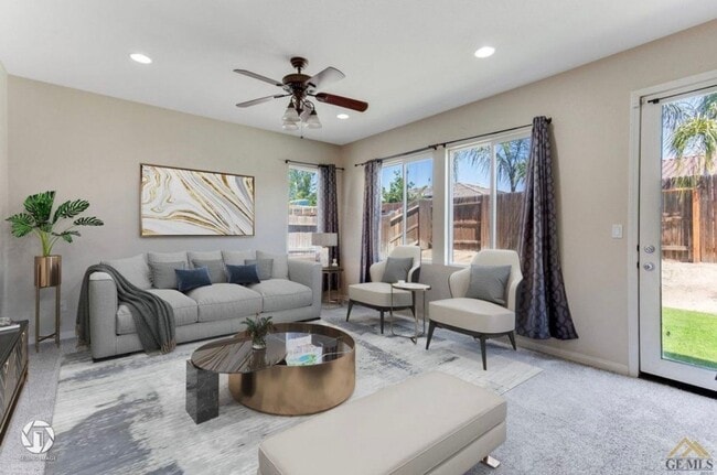 Foto del edificio - Beautiful Two Story Southwest Home!