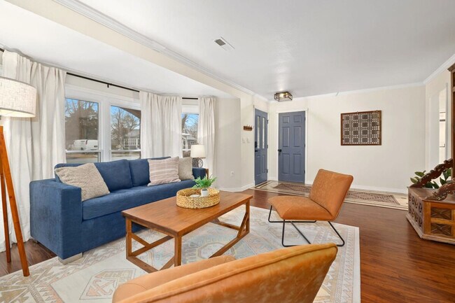 Foto del edificio - 604 NW B St