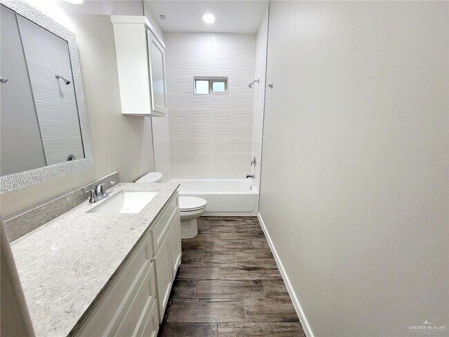 Foto del edificio - 6 Marcela Dr