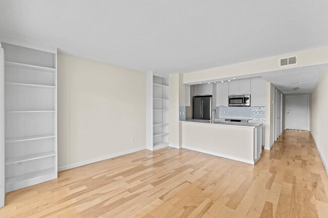 Building Photo - 286 Cypress Point Dr