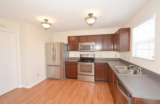 Building Photo - 7770 Brandenburg Way