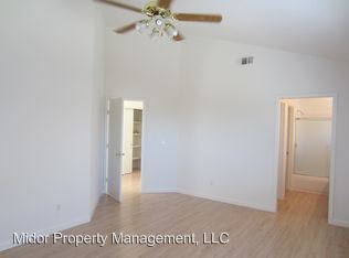 Building Photo - 8950 Harvest Hill Way