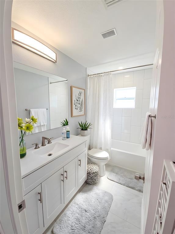 Foto del edificio - 2941 Shore Dr