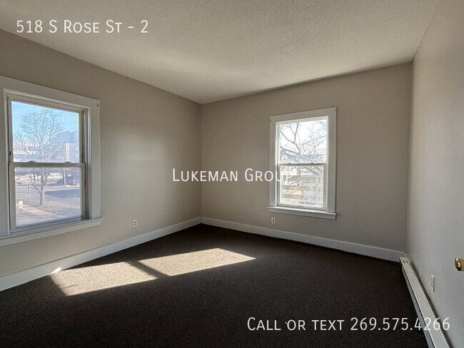 Foto del edificio - 518 S Rose St