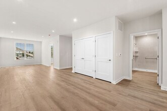 Building Photo - Milliner Lofts