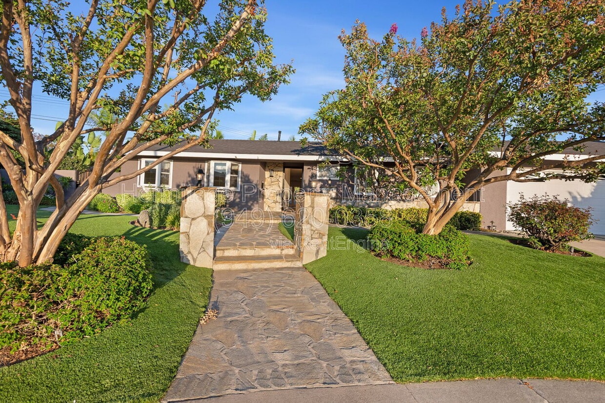 Photo - 1226 East Ensign Circle