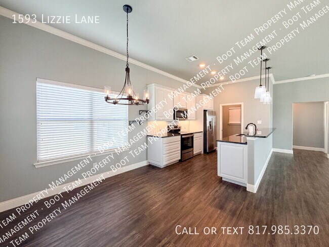 Foto del edificio - 1593 Lizzie Ln