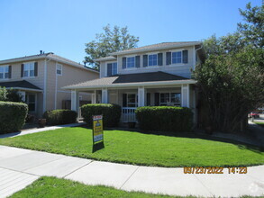 Building Photo - 1324 Scotch Pine Way