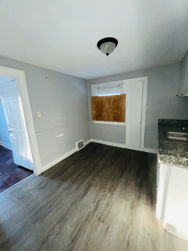 Foto del edificio - 5520 Haverhill St