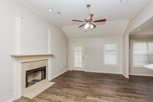 Building Photo - Inviting Home in Flowood, MS