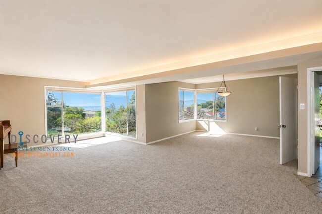 Foto del edificio - California Ranch Style 3+ Bedroom Home