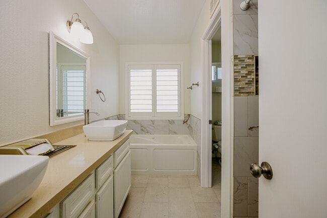 Building Photo - 4650 Merrick Ct